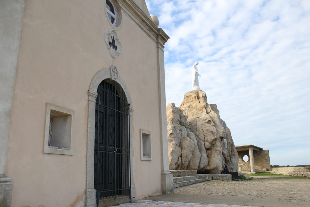 Notre Dame de la Serra, le belvédère sacré de Calvi Notre Dame de la Serra, le belvédère sacré de Calvi